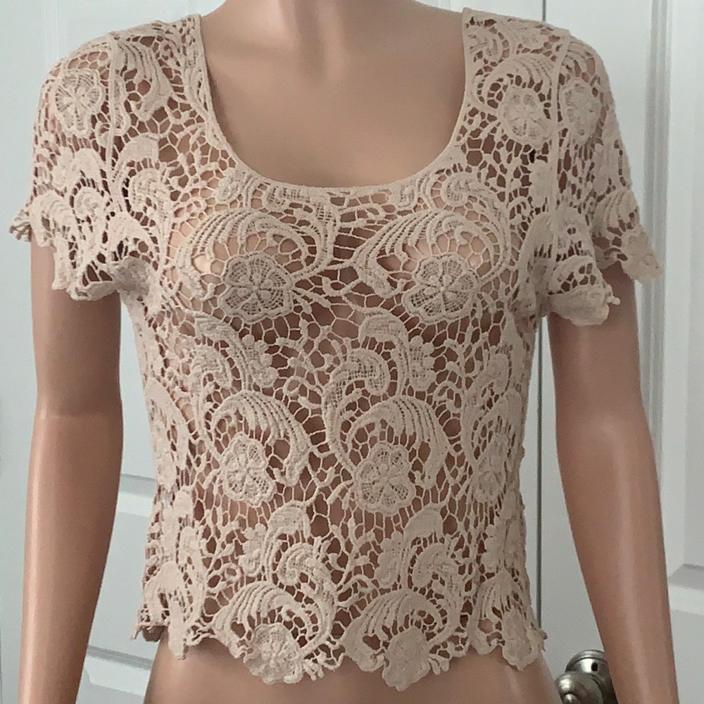 NWOT Lace Crop Top